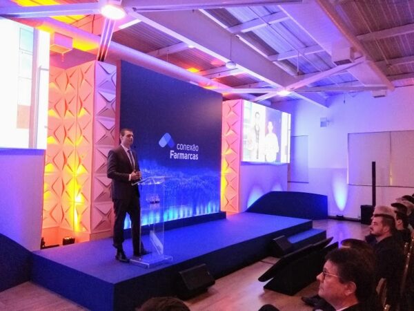 Febrafar define agenda para 2022