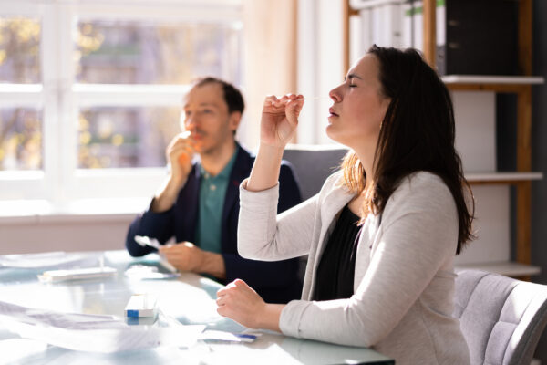 Imagem relacionada a: Queiroga quer que farmácias orientem sobre autoteste