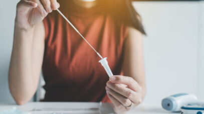 Farmácias são a favor de uso de autoteste para Covid-19