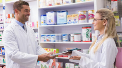 Farmacêutico gestor assume novo papel no varejo