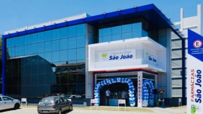 Farmácias São João inauguram 10 lojas em cinco dias
