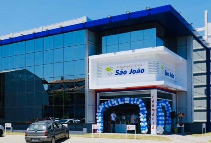 Farmácias São João