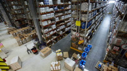 Distribuidoras de medicamentos criam central de negócios