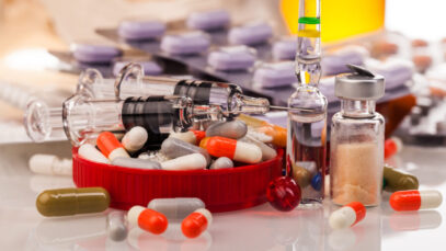 Saúde e Anvisa admitem risco de falta de medicamentos