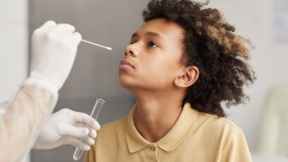 Número de casos de Covid-19 em uma semana é o menor da pandemia