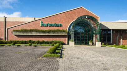 Herbarium dobra de tamanho com lançamentos inovadores