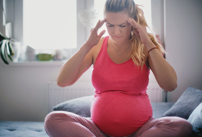 Dor de cabeça na gravidez saiba o que fazer para aliviar esse incomodo