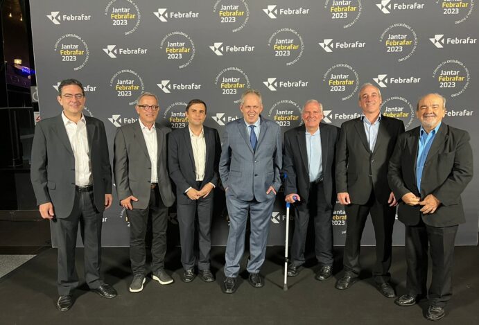 Farmácias associativistas da Febrafar já movimentam R$ 25 bi