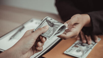 Farmacêuticos recebem aumento de 41% na Argentina