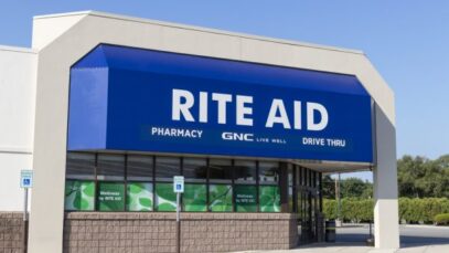 Rite Aid planeja fechar até 500 farmácias Rite Aid planeja fechar até 500 farmácias