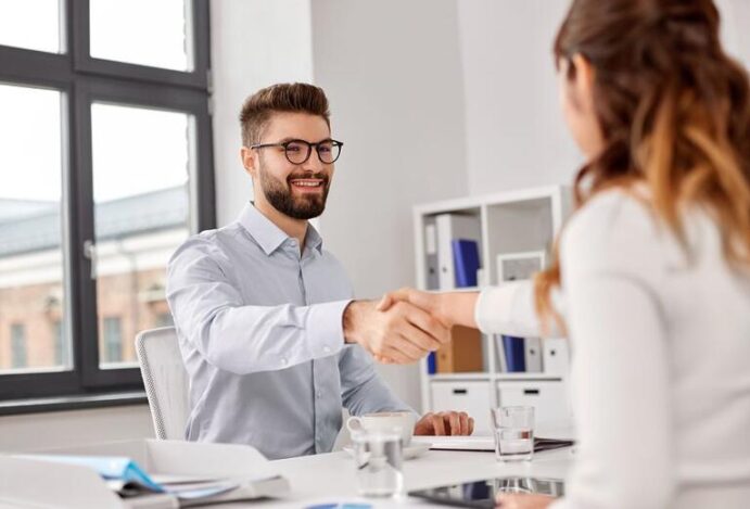 Oito dicas para realizar um bom programa de recrutamento