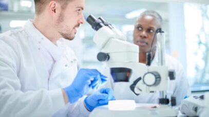 Estudo indica as 5 melhores ações da indústria farmacêutica