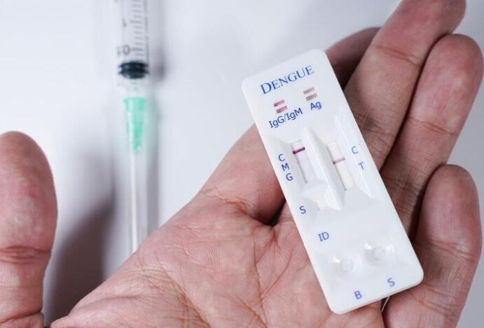 Testes rápidos da dengue