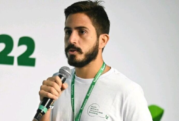 Herbarium, George Andrade