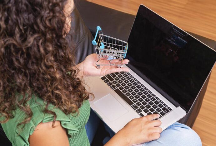 VENDAS ONLINE NAS FARMÁCIAS Vendas online, farmácias, varejo farmacêutico