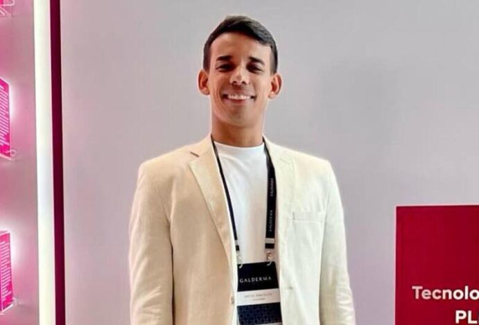 Galderma, Michel Mendonça