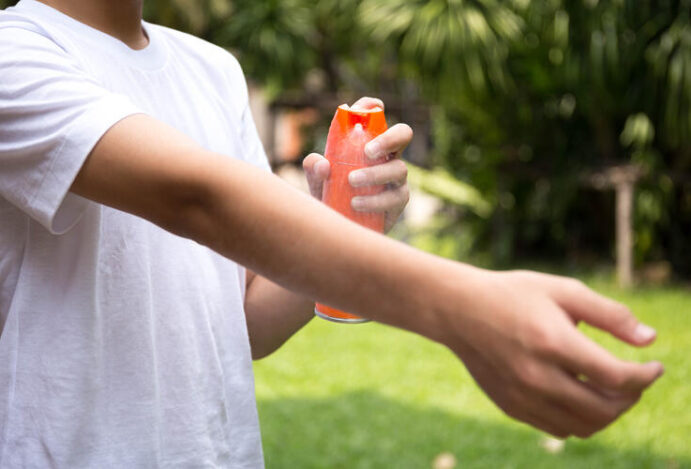 Imagem relacionada a: Como usar repelente para prevenir a dengue