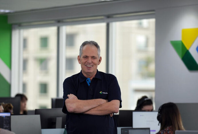 TENDÊNCIAS DO VAREJO FARMACÊUTICO Varejo farmacêutico, associativismo, farmácias