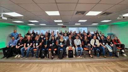 Encontro reúne 14 redes de farmácias associativistas