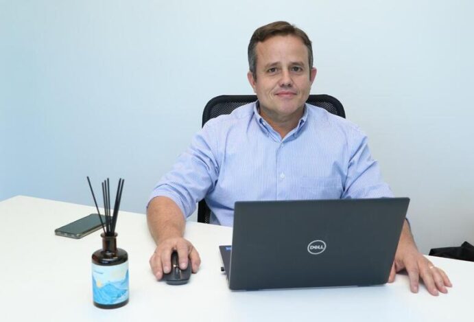 Granado Pharmácias, Luis Vinicius Esteves