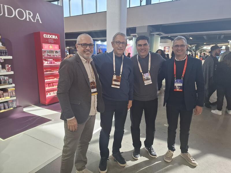 Distribuição e varejo em pleno entrosamento, com Ezio Jr. (GAM), Ivan Coimbra (Abradilan), Rodrigo Ahmed (Venancio) e Vinicius Dall´Ovo (Abradilan)