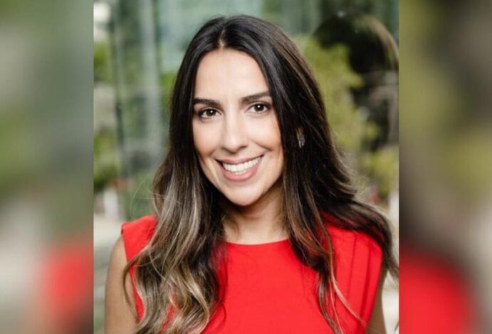 Pfizer, Camila Alves