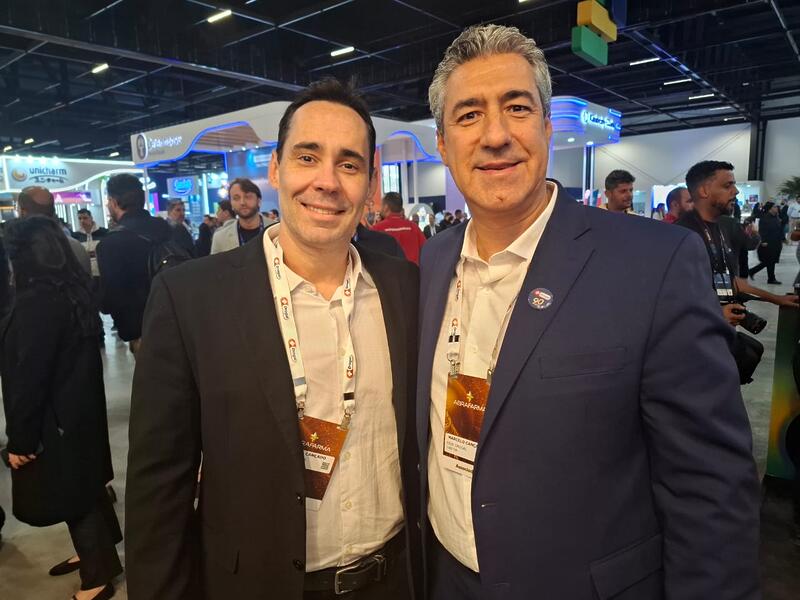 Thiago Cançado e o tio Marcelo, da Drogal – família unida até no networking