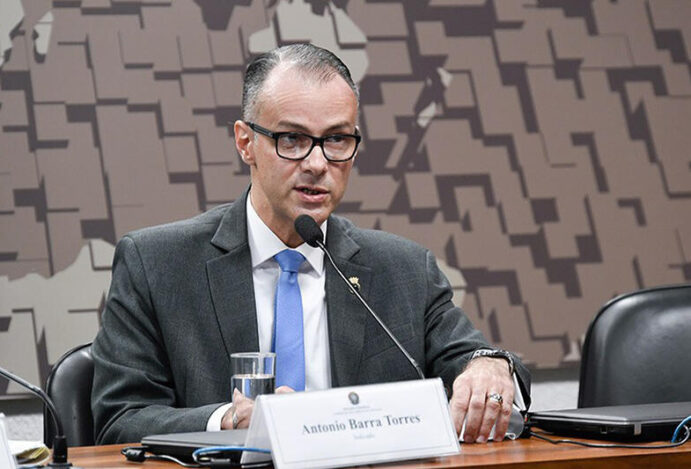 FALTA DE SERVIDORES NA ANVISA Falta de servidores, Anvisa, concurso público, indústria farmacêutica