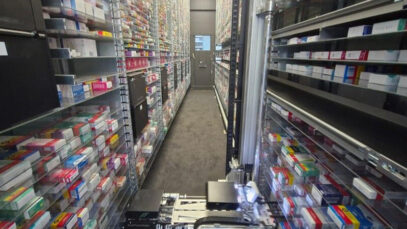 ROBÔ NA FARMÁCIA Robô, dispensação de medicamentos, Drogaria Coutinho, BD Rowa