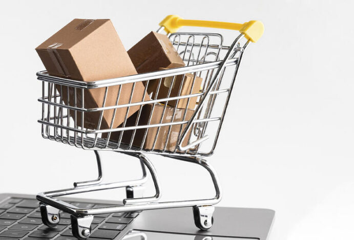 CONSUMO NA BLACK FRIDAY Hábitos de consumo, E-commerce, Black Friday, varejo farmacêutico, orientação empresarial