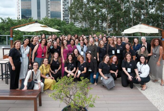 Liderança feminina na indústria