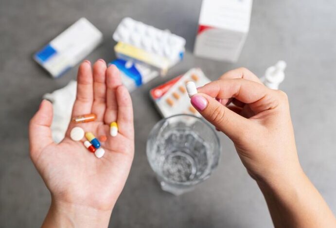 SURTO DE VIROSE Medicamentos, farmácias, norovírus