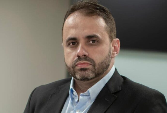 Halex Istar, Leilson Queiroz