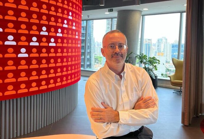 INTELIGÊNCIA ARTIFICIAL NA SAÚDE