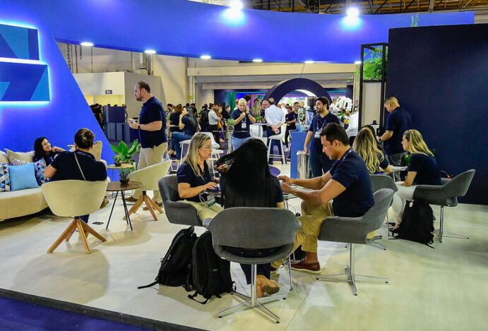 CONEXÃO FARMA Distribuição de medicamentos, Abradilan, feira da Abradilan