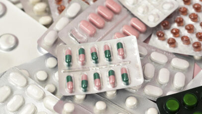 LICENCIAMENTO DE MEDICAMENTOS China, indústria farmacêutica, medicamentos, medicamentos inovadores