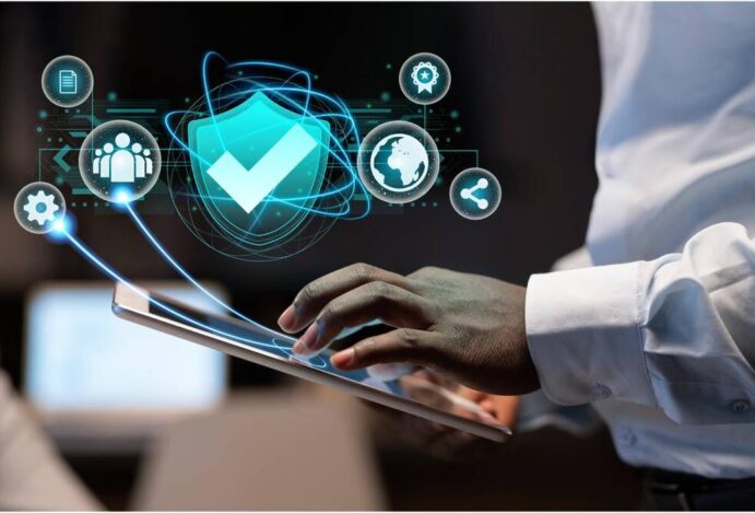 GOLPES DIGITAIS, Segurança digital, comércio online, farmácias, orientação empresarial