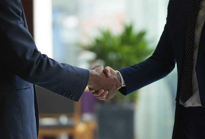 M&A NA INDÚSTRIA FARMACÊUTICA GlobalData, Indústria farmacêutica