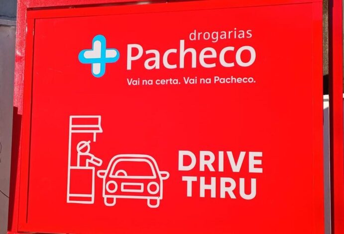 Loja com Drive-Thru